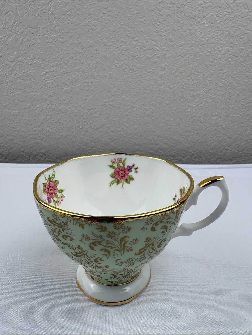 Royal Albert 2006 royal